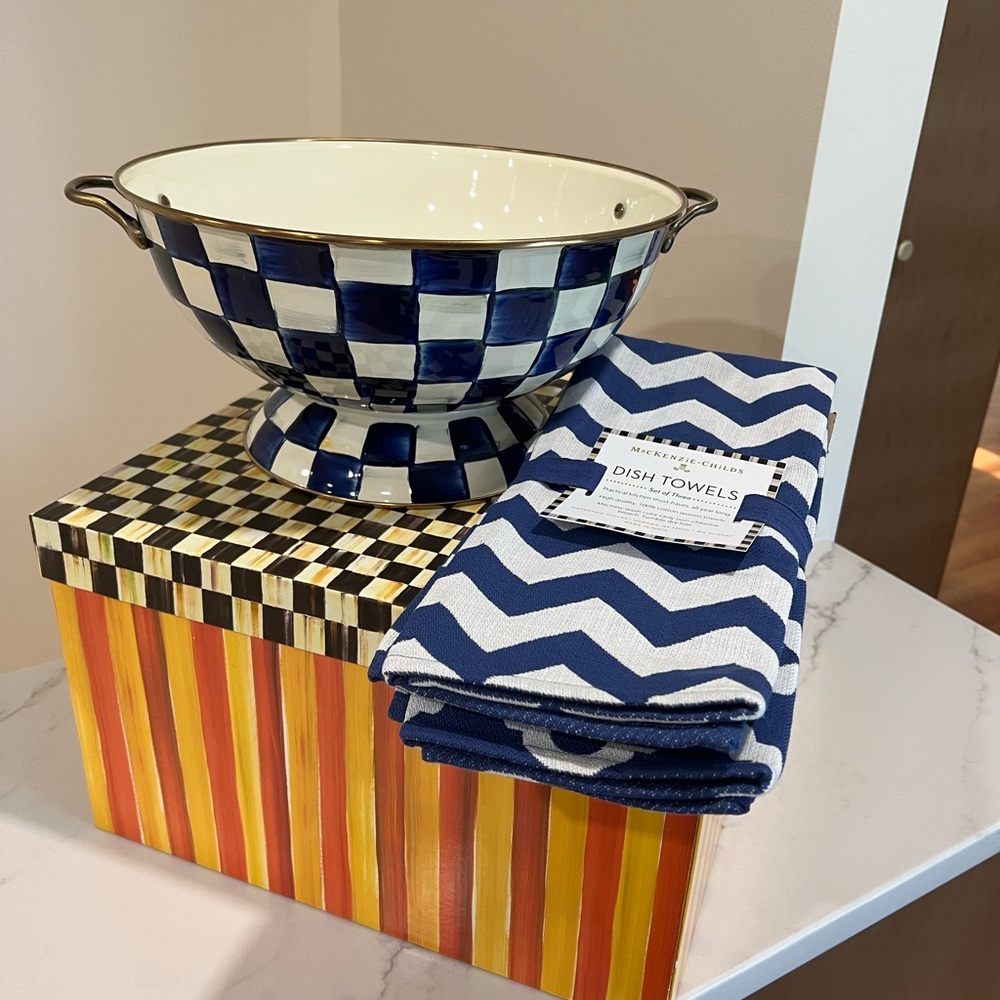NWOT Mackenzie-Child’s Royal Check Enamel Bowl + Dishtowels